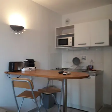 Richard's Apartment *